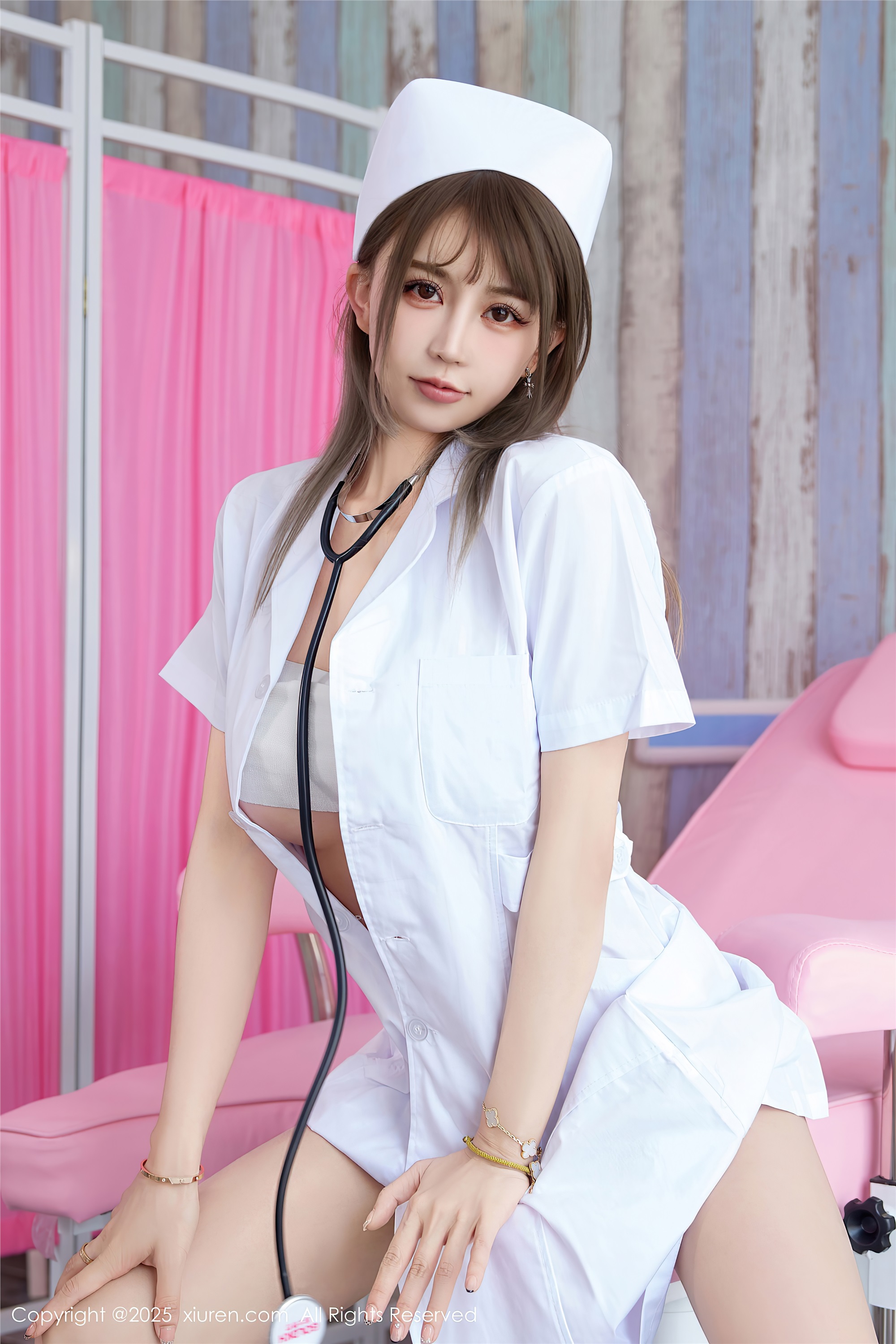 Xiuren秀人网 2025.10.22 NO.10896 Zoe柚柚